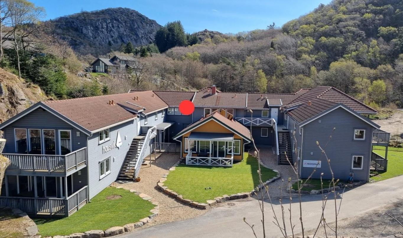 Hausvikstranda Lyngdal Exterior photo